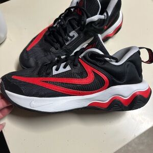 Nike Giannis Immortality 3